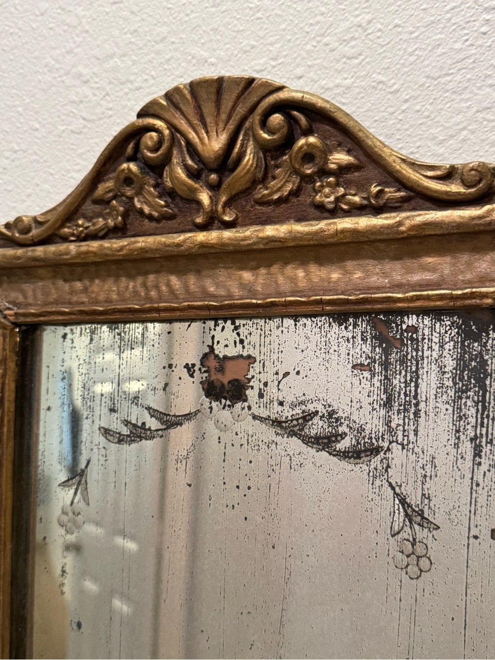 Antique Victorian Gold Guilted Gesso Wooden Wall Mirror, French Louis Style - Picture 6 of 12